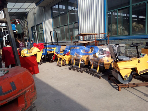 福瑞得機械座駕壓路機，手扶壓路機，小型灌縫機，井蓋切割機及時發(fā)貨