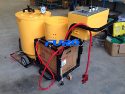 福瑞得機(jī)械60升灌縫機(jī)，路面專用密封膠準(zhǔn)備發(fā)貨